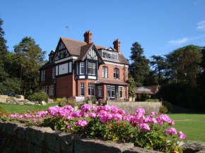 Гостиница Woodlands Bed & Breakfast  Барнт Грин